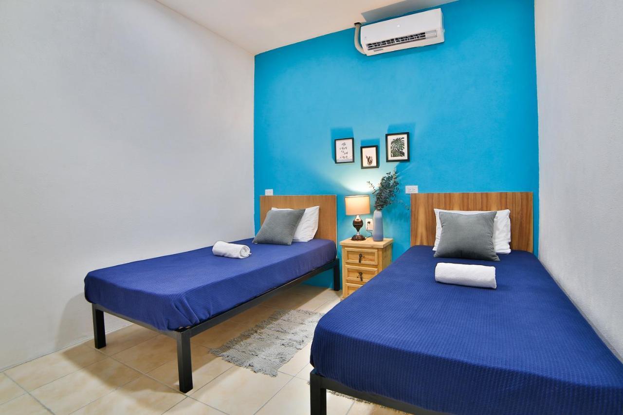 Hostal Ten To Ten ปูแอร์โตบาญาร์ตา ภายนอก รูปภาพ