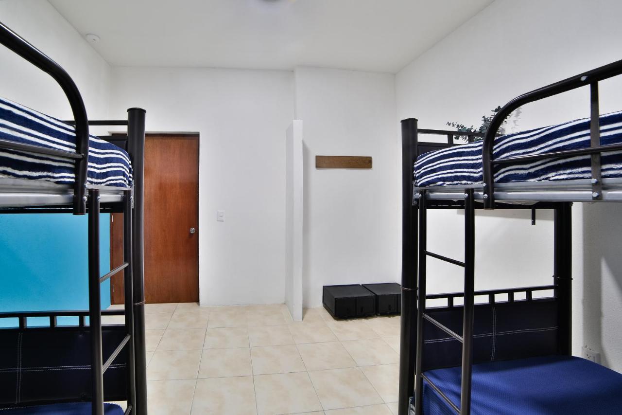 Hostal Ten To Ten ปูแอร์โตบาญาร์ตา ภายนอก รูปภาพ